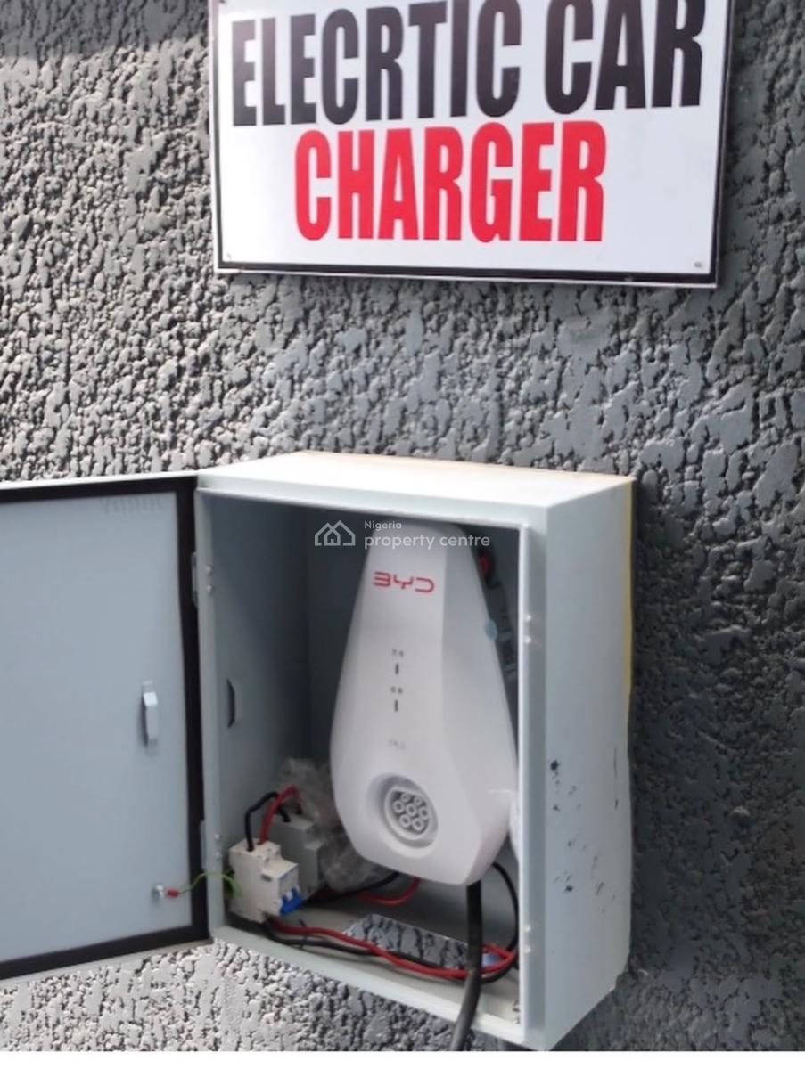 Fully Furnished & Serviced Luxury Apartment 3 Bedroom  Flex, Lekki Phase 1, Lekki, Lagos, Flat / Apartment for Sale