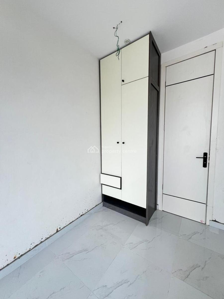 Newly Built 3 Bedroom Apartment with Swimming Pool, Gym and Bq Suitabl, Off Freedomway, Lekki Phase 1, Lekki, Lagos, Flat / Apartment for Sale