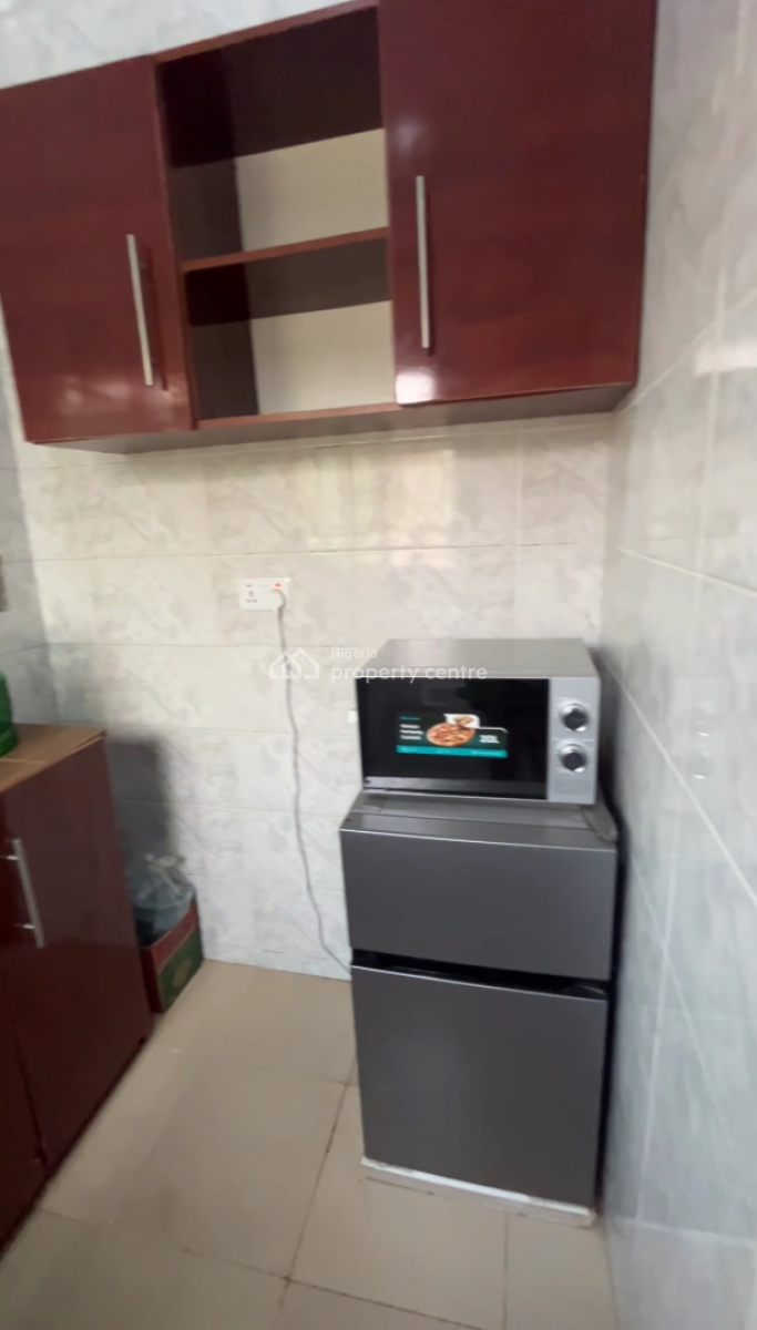 Furnished One Bedroom Flat, Guzape District, Abuja, Flat / Apartment for Rent