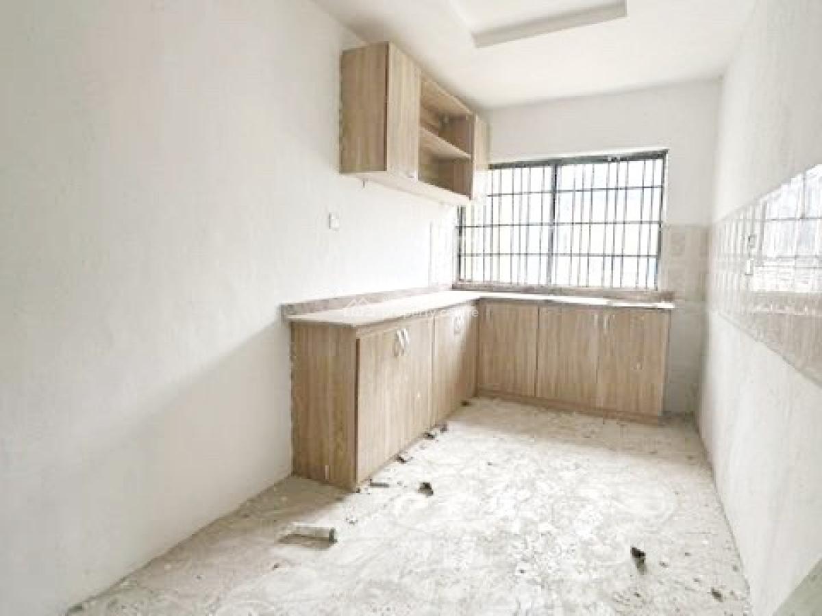Luxury 3 Bedroom Flat, Gra Phase 1, Magodo, Lagos, Flat / Apartment for Rent