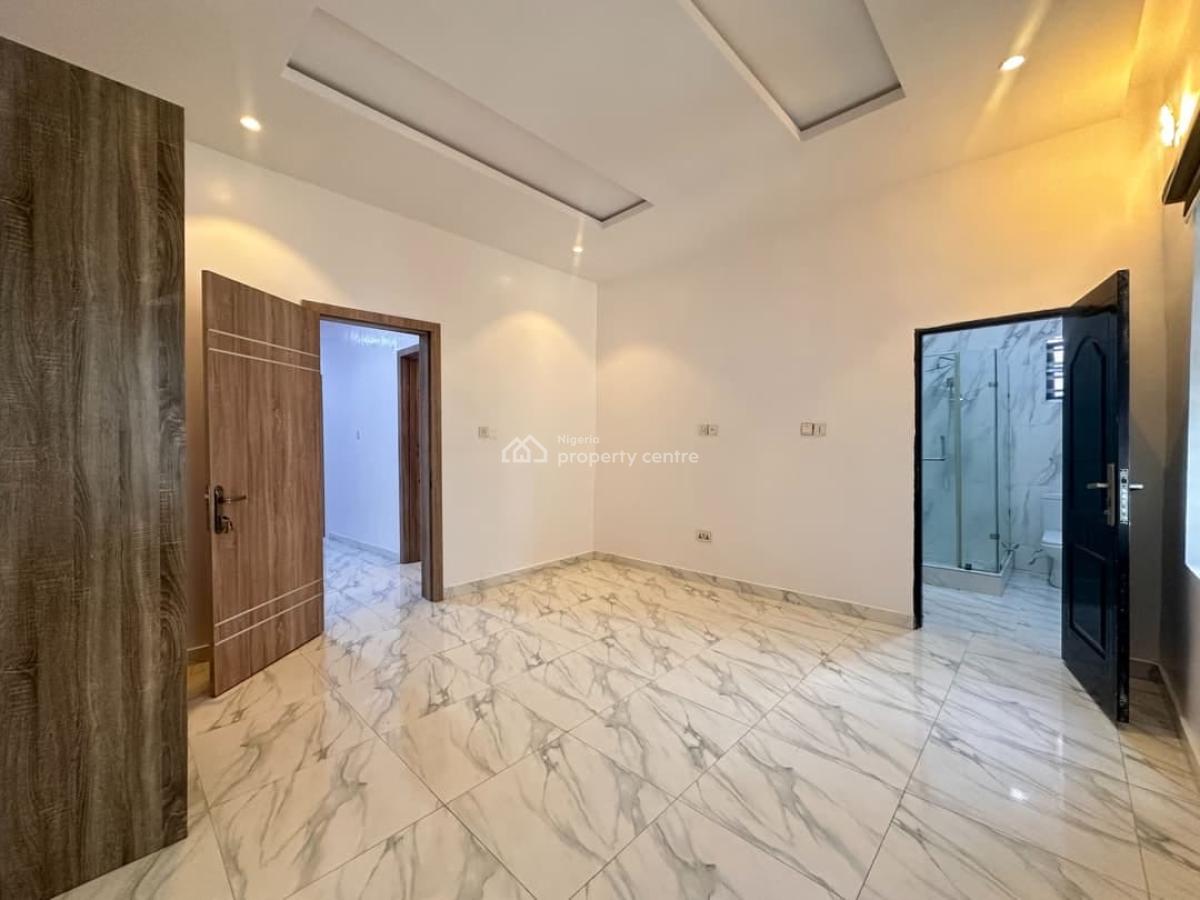 One Room Shared Apartment, Chevron, Lekki Expressway, Lekki, Lagos, Self Contain (single Rooms) for Rent