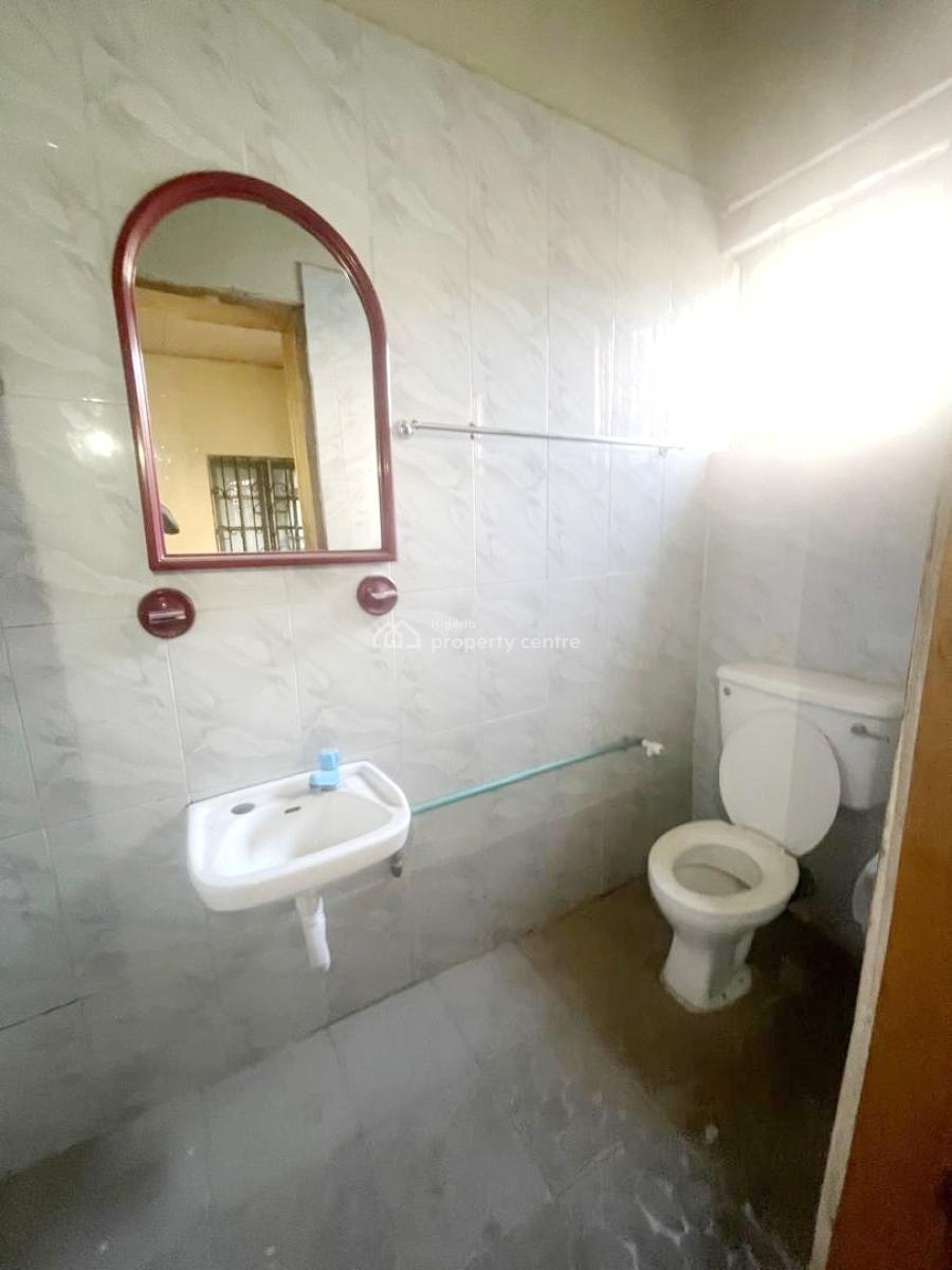 Luxury 3 Bedroom Flat, Olowora, Omole Phase 2, Ikeja, Lagos, Flat / Apartment for Rent