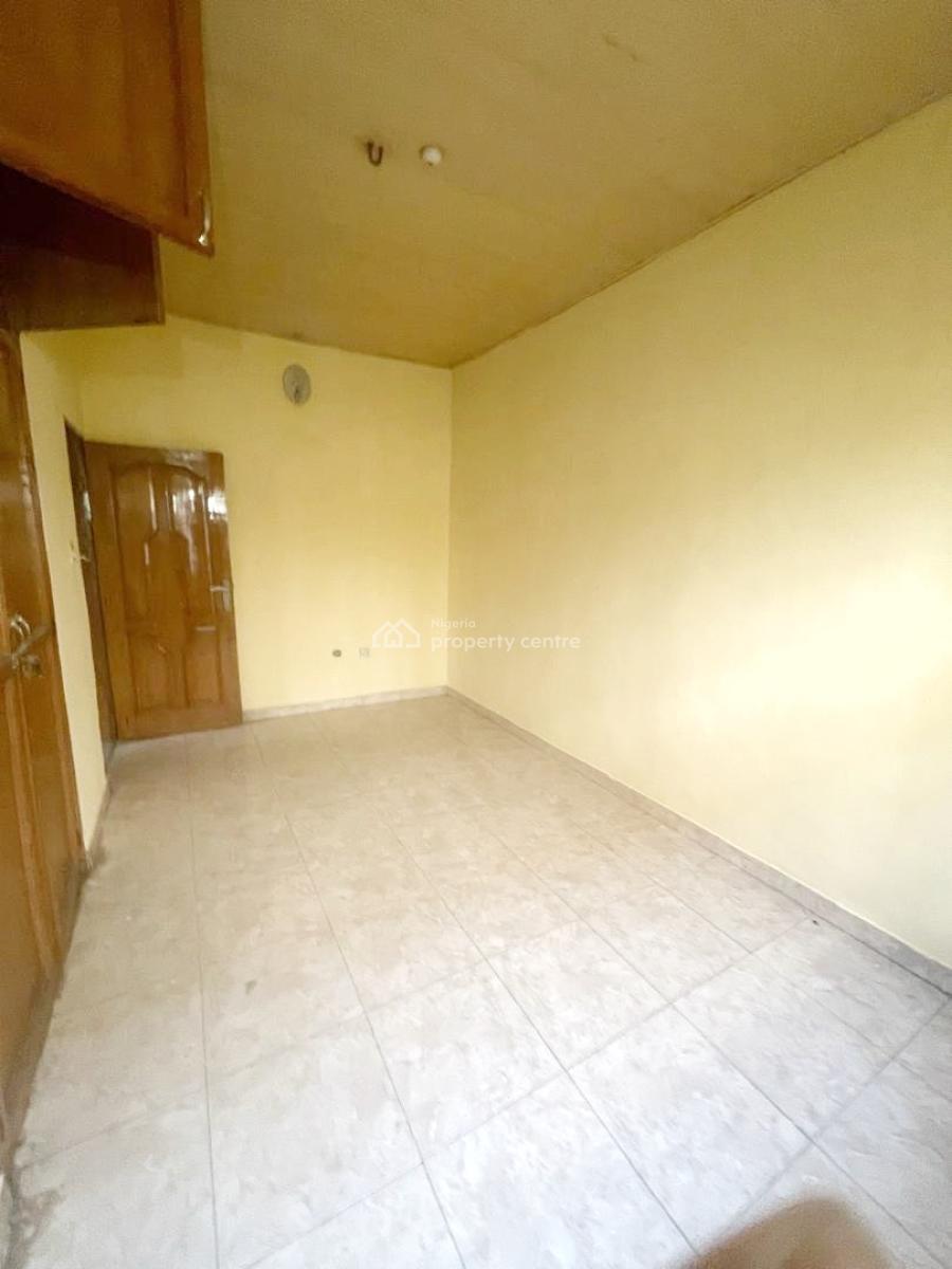 Luxury 3 Bedroom Flat, Olowora, Omole Phase 2, Ikeja, Lagos, Flat / Apartment for Rent