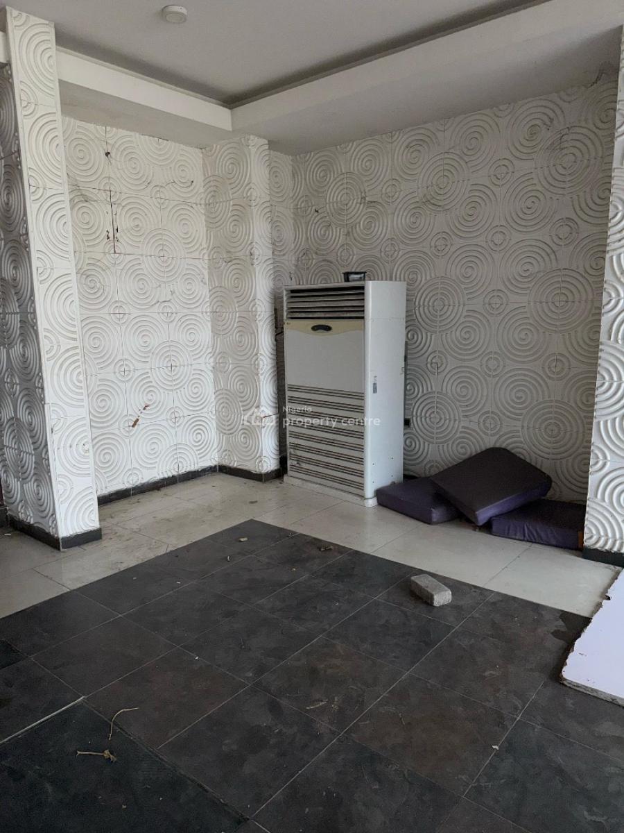 Prime Commercial Property on The Most Sought After & High Traffic Corridor, Victoria Island (vi), Lagos, Office Space for Rent