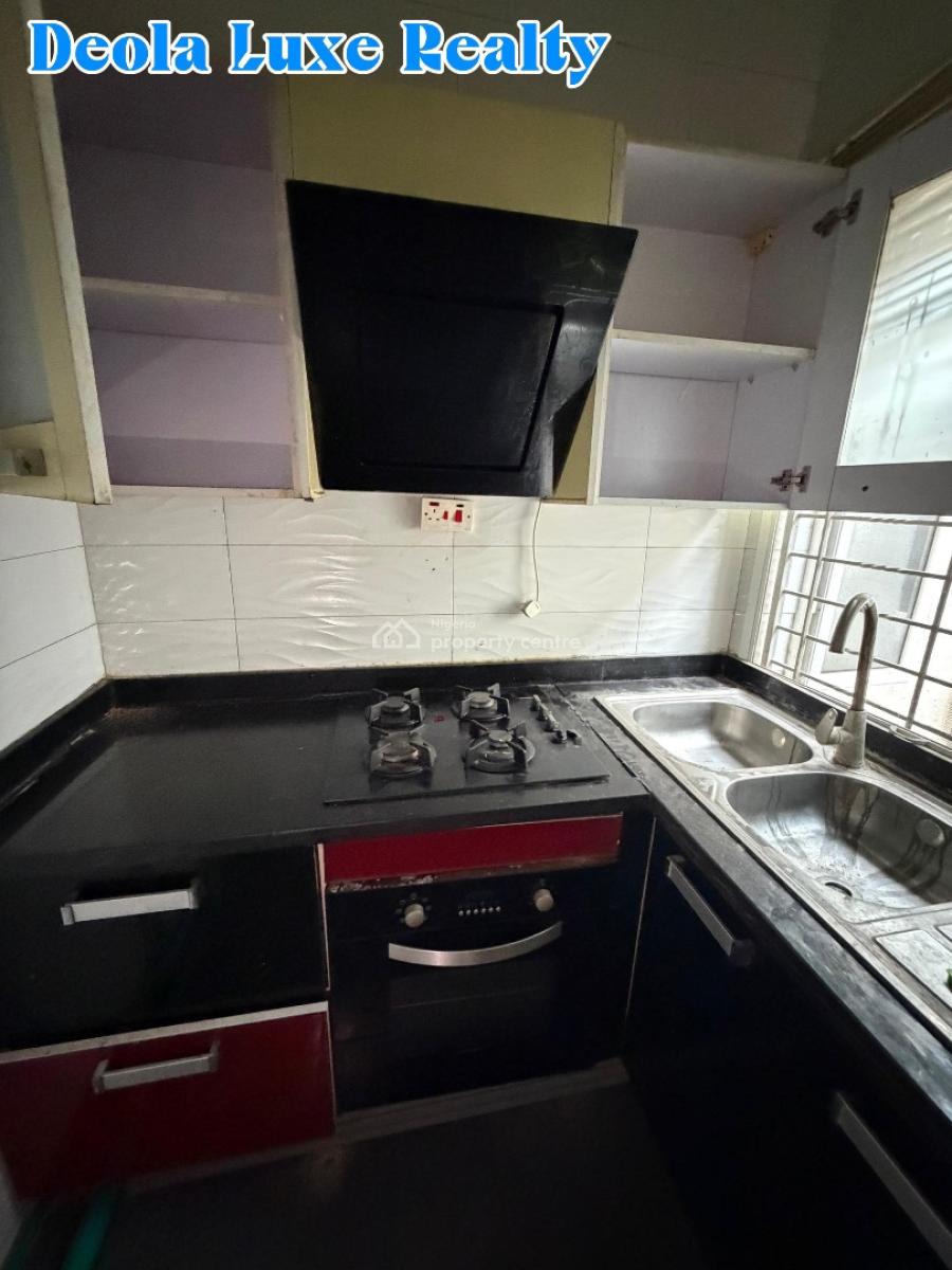 a Nice and Clean 2 Bedroom Apartment, Fully Serviced, Lekki Phase 1, Lekki, Lagos, Flat / Apartment for Rent