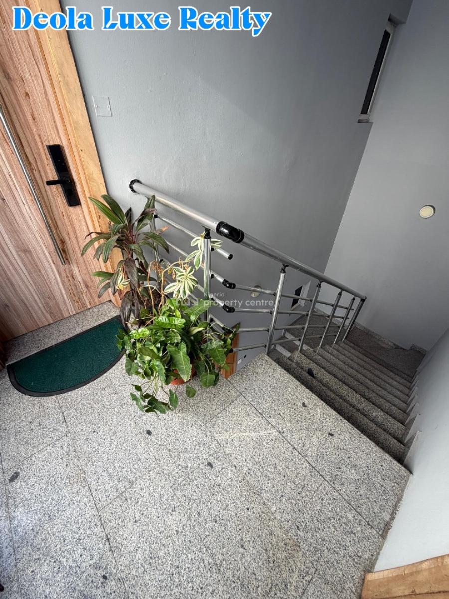 a Nice and Clean 2 Bedroom Apartment, Fully Serviced, Lekki Phase 1, Lekki, Lagos, Flat / Apartment for Rent