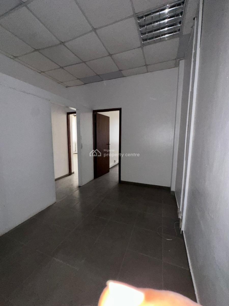Premium 367 Sqm Ground Floor Office Space, Victoria Island (vi), Lagos, Office Space for Rent