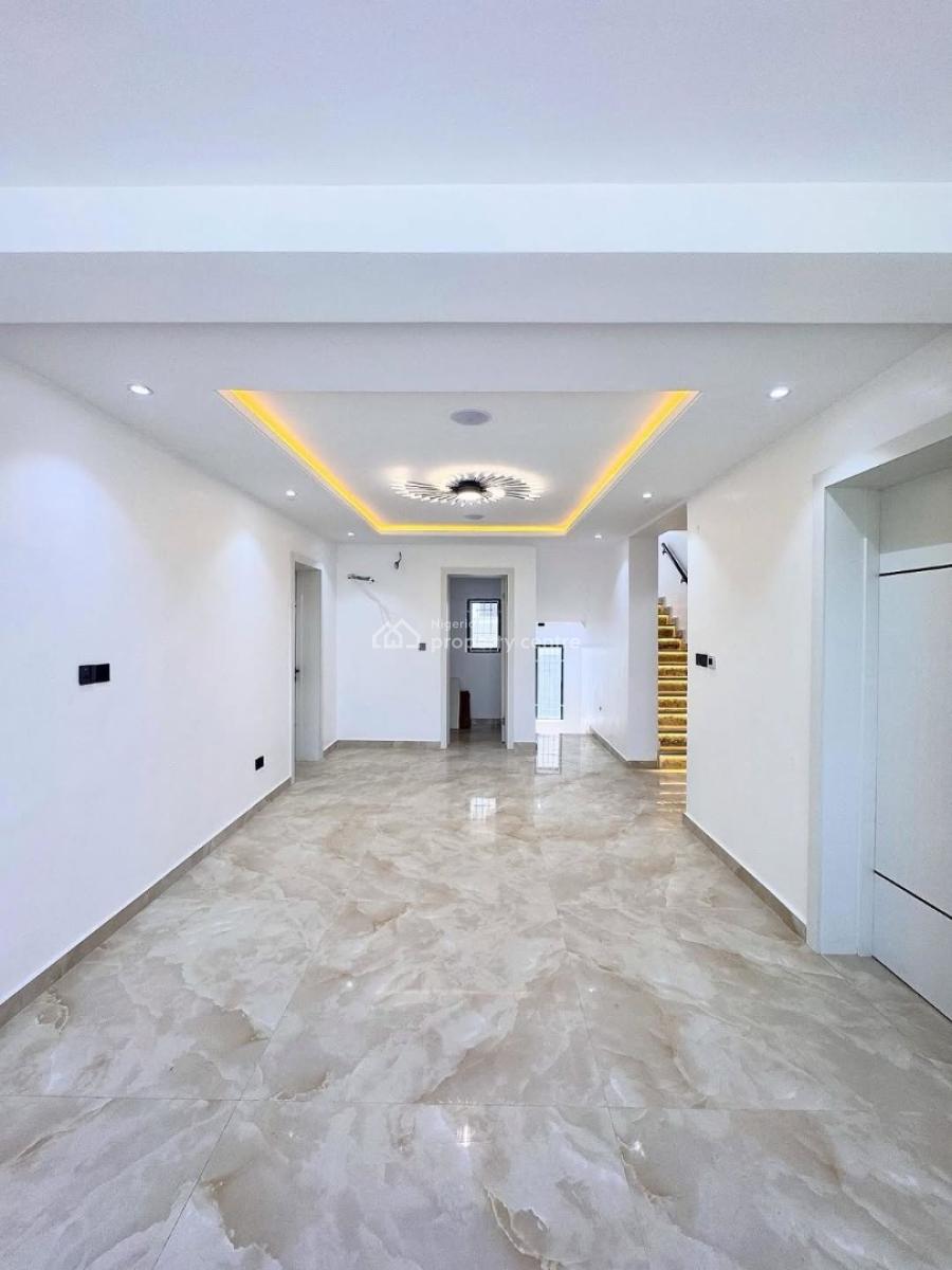 5 Bedroom Duplex + Swimming Pool, & Gym, Lekki Phase 1, Lekki, Lagos, Detached Duplex for Sale