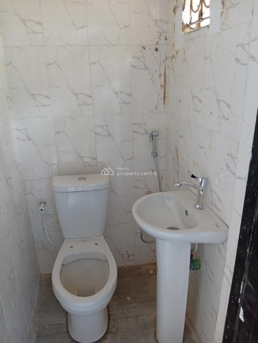 Standard Room Self Contained, Adeniyi Jones, Ikeja, Lagos, Self Contain (single Rooms) for Rent