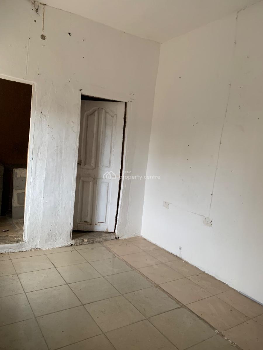 Room Self Contained, Orchid Road, Lekki Phase 2, Lekki, Lagos, Self Contain (single Rooms) for Rent