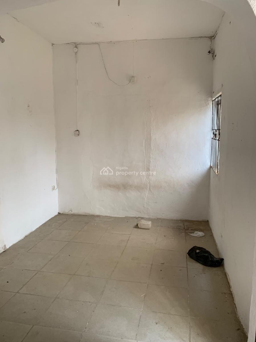 Room Self Contained, Orchid Road, Lekki Phase 2, Lekki, Lagos, Self Contain (single Rooms) for Rent