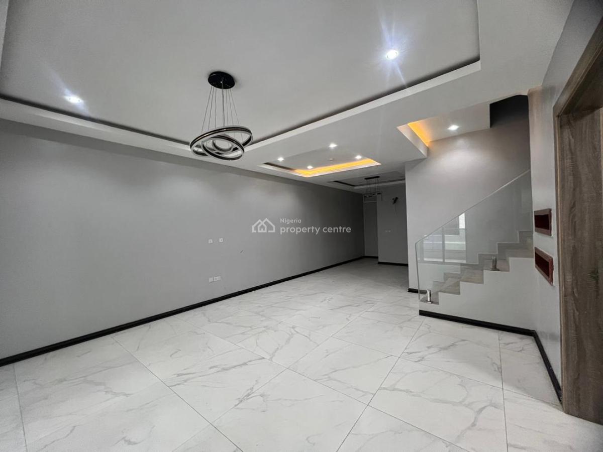 4 Bedroom Maisonnette, Lekki Phase 1, Lekki, Lagos, Terraced Duplex for Sale