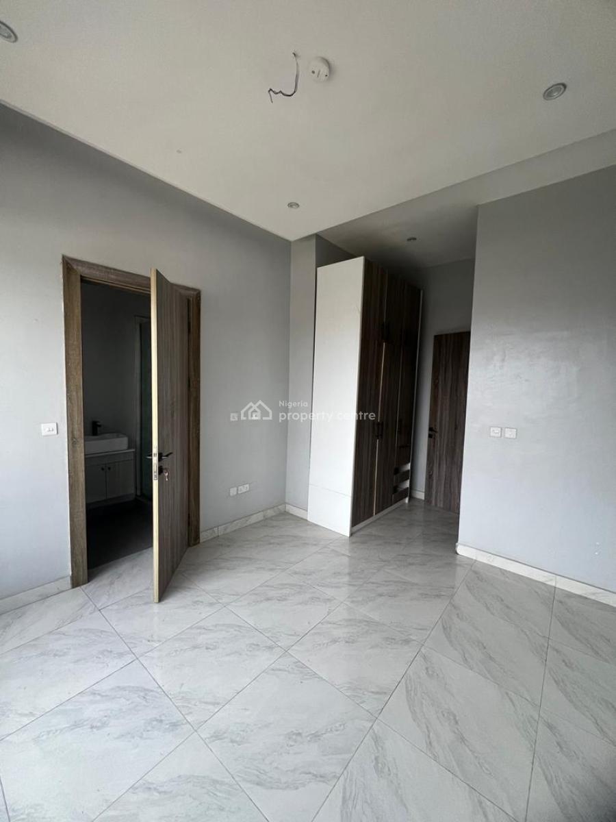 4 Bedroom Maisonnette, Lekki Phase 1, Lekki, Lagos, Terraced Duplex for Sale