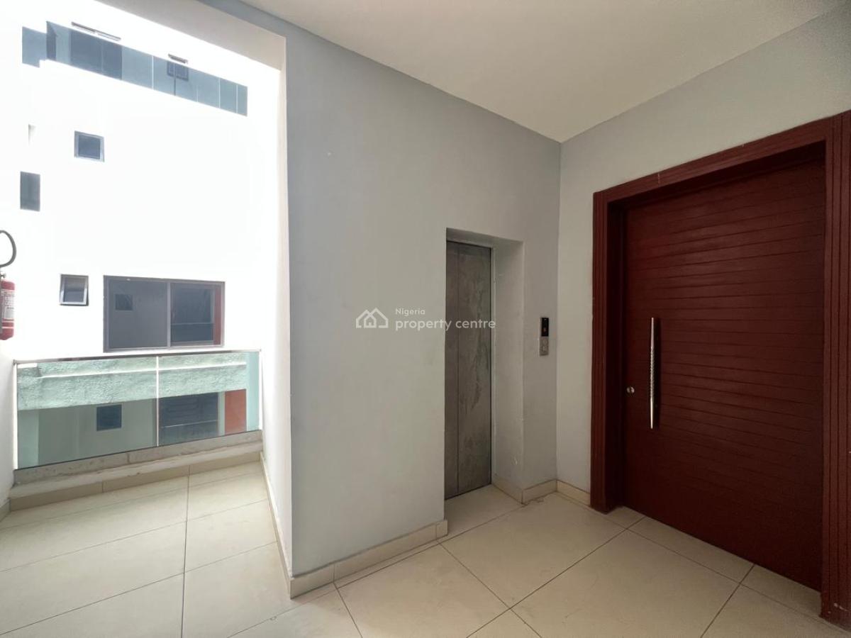 4 Bedroom Maisonnette, Lekki Phase 1, Lekki, Lagos, Terraced Duplex for Sale