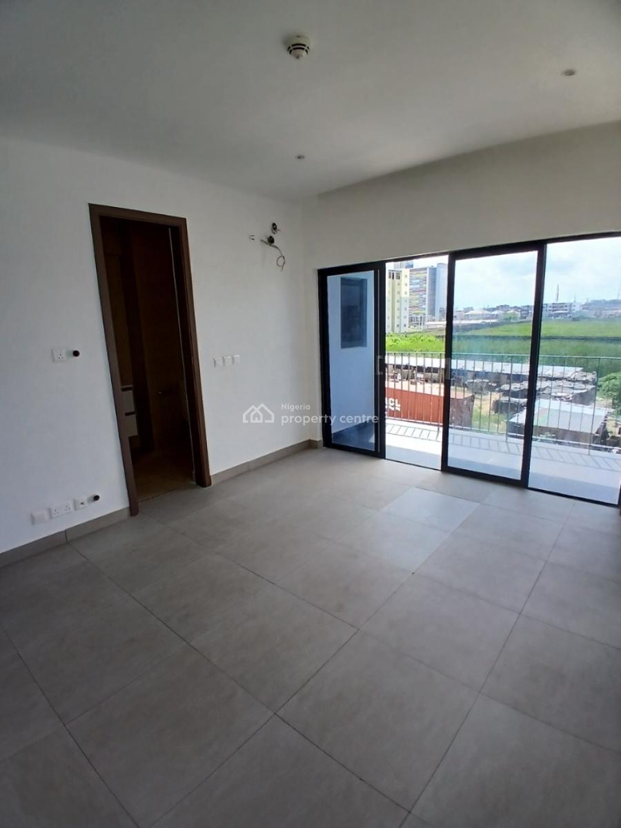 2, Lekki Phase 1, Lekki, Lagos, Flat / Apartment for Sale