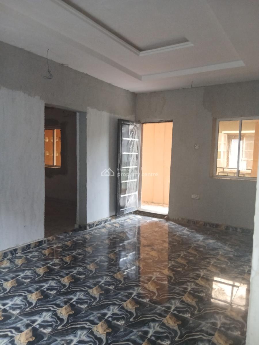 Renovated (new) 2-bedroom, Surulere, Lagos, Flat / Apartment for Rent