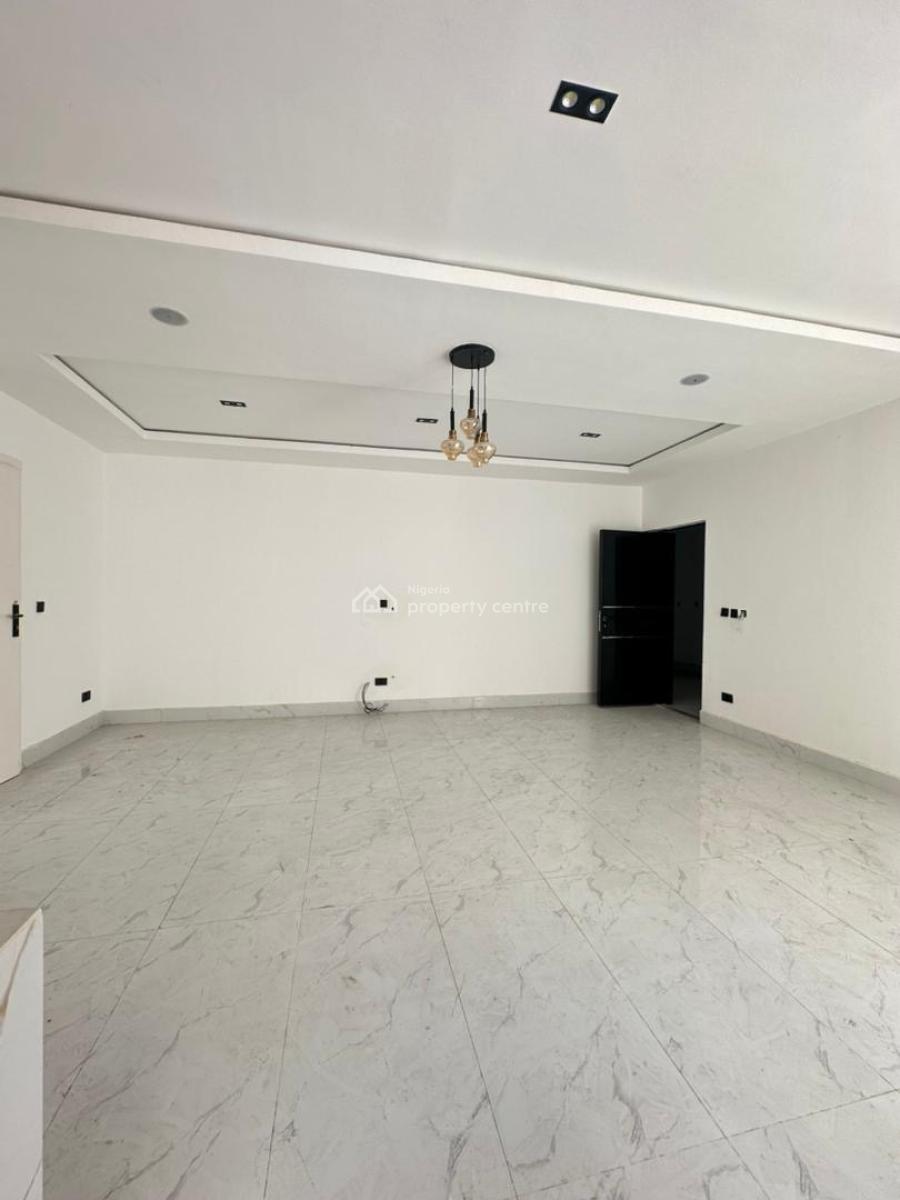 Luxury 2 Bedroom Apartment with Gym and Elevator in a Secure Environme, Lekki Phase 1, Lekki, Lagos, Flat / Apartment for Sale