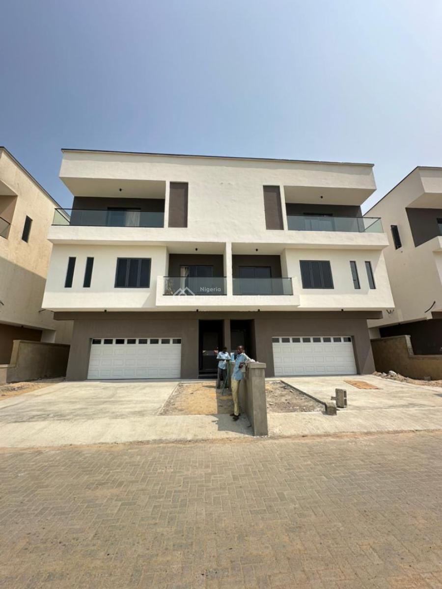 Expansive Luxury 4 Bedroom Semi-detached Duplex with a Garage, Lekki Phase 1, Lekki, Lagos, Semi-detached Duplex for Sale