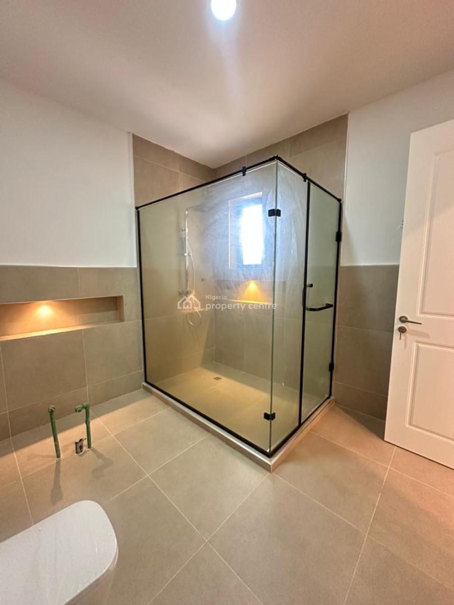 Expansive Luxury 4 Bedroom Semi-detached Duplex with a Garage, Lekki Phase 1, Lekki, Lagos, Semi-detached Duplex for Sale