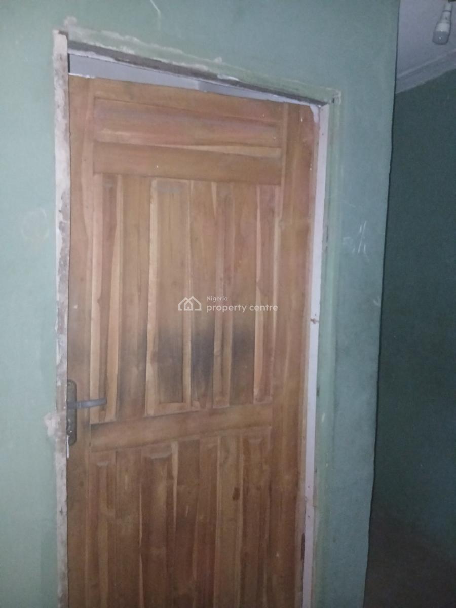 Clean Lovely House, Onipanu, Shomolu, Lagos, Mini Flat (room and Parlour) for Rent