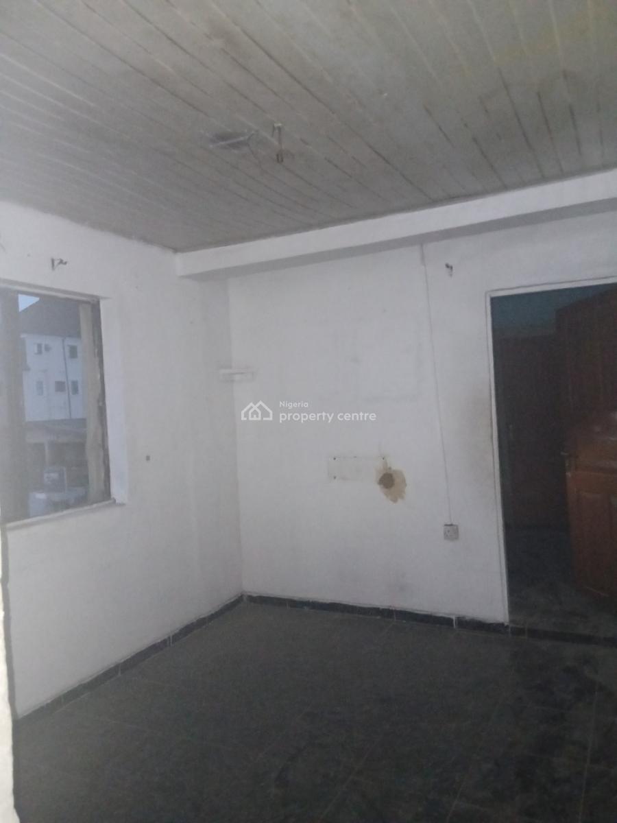 Clean Lovely House, Onipanu, Shomolu, Lagos, Mini Flat (room and Parlour) for Rent