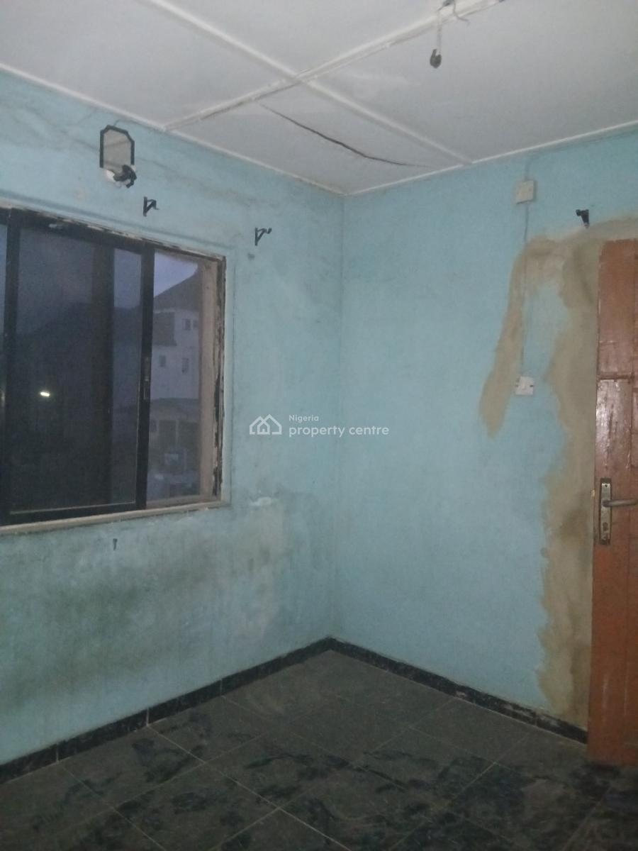 Clean Lovely House, Onipanu, Shomolu, Lagos, Mini Flat (room and Parlour) for Rent