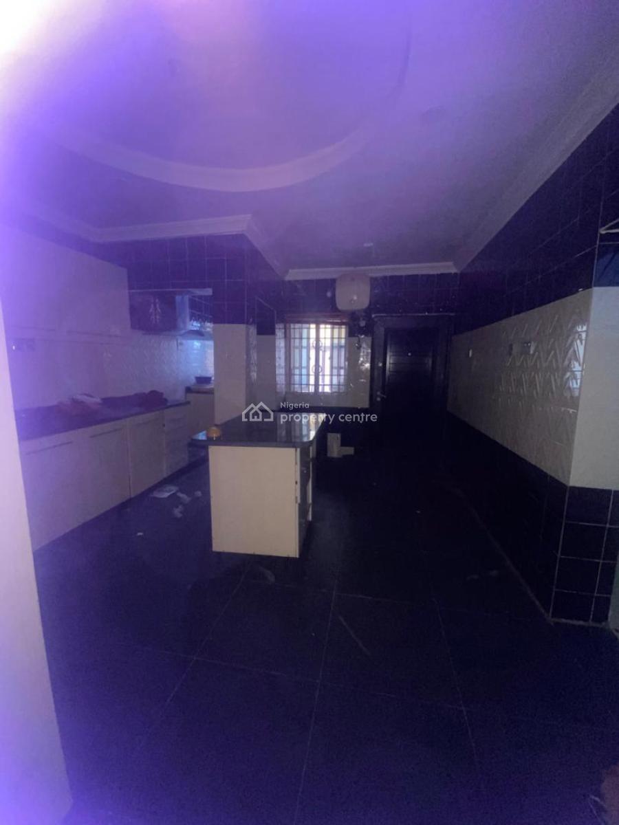 a Well Maintained 4 Bedroom Semi Detached Duplex, Signboard Before Access Bank, Ado, Ajah, Lagos, Semi-detached Duplex for Rent
