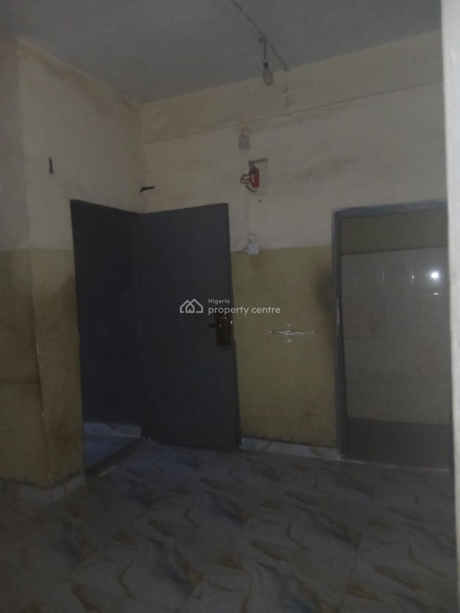 Lovely Clean Executive Place, Onipanu, Shomolu, Lagos, Mini Flat (room and Parlour) for Rent