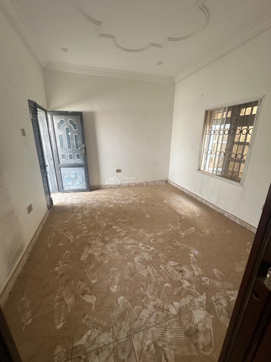 a Standard One Bedroom Apartment in a Decent Estate, Sunshine Estate Off 69 Road 6th Avenue, Gwarinpa, Abuja, Mini Flat (room and Parlour) for Rent