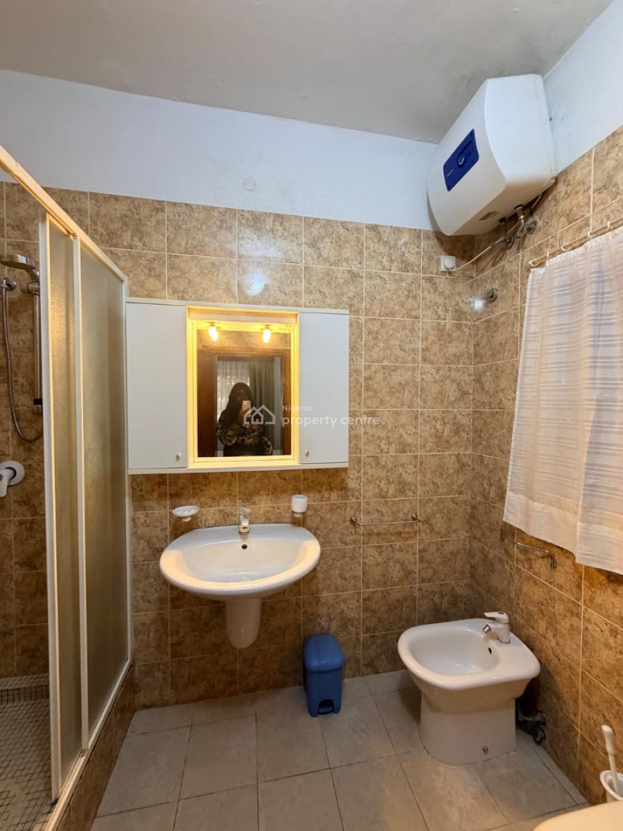 Vintage  2 Bedroom Expatriate Standard Apartment + Bq, Gerald Road, Old Ikoyi, Ikoyi, Lagos, Flat / Apartment for Rent