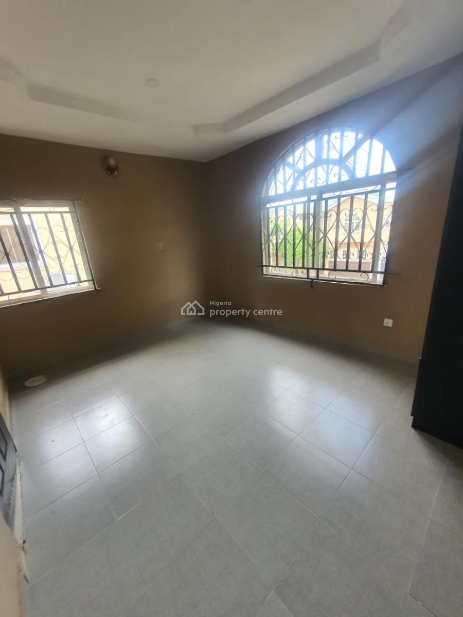 Renovated 1 Bedroom Mini-flat Upstairs with Balcony, Off Admiralty Way, Lekki Phase 1, Lekki, Lagos, Mini Flat (room and Parlour) for Rent