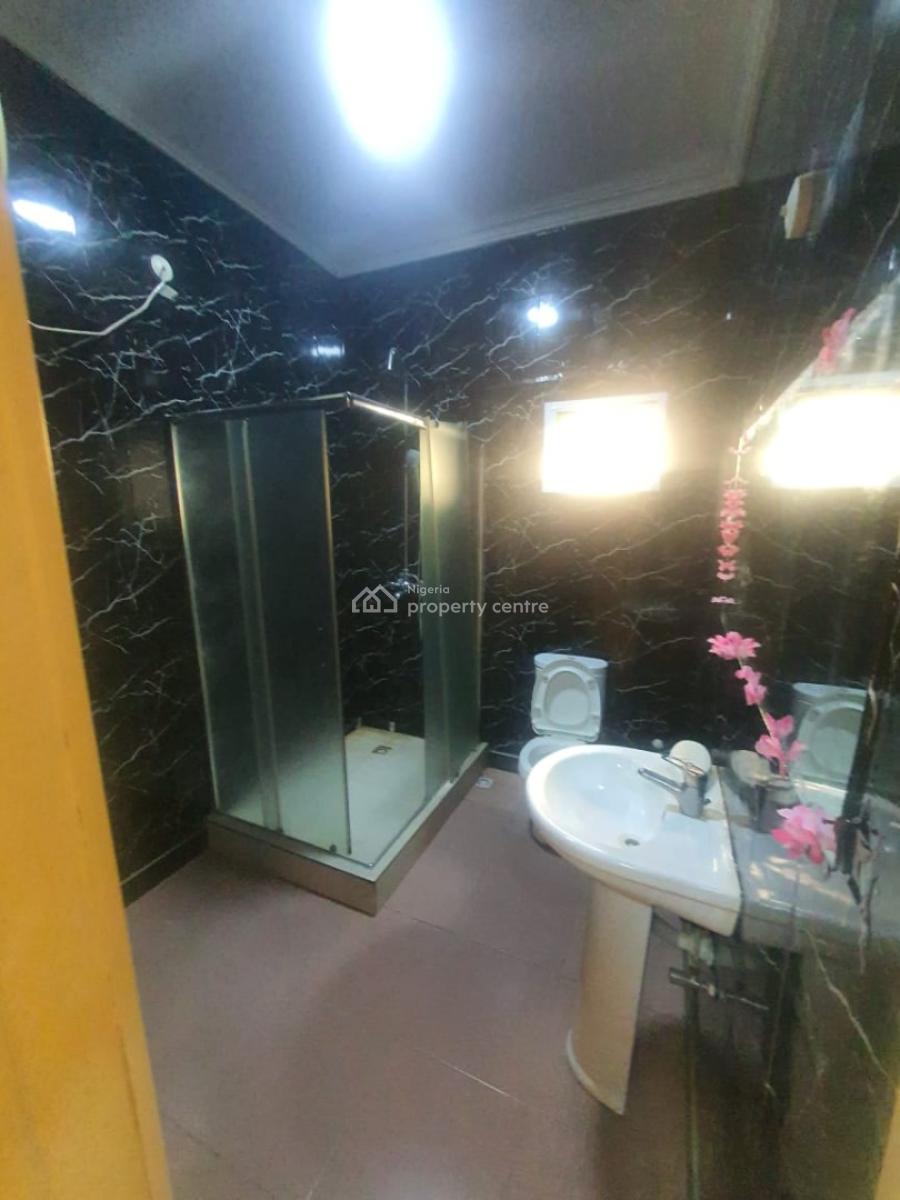 Massive Mini Flat with Balcony Upstairs, in Estate, Chevron, Lekki, Lagos, Mini Flat (room and Parlour) for Rent