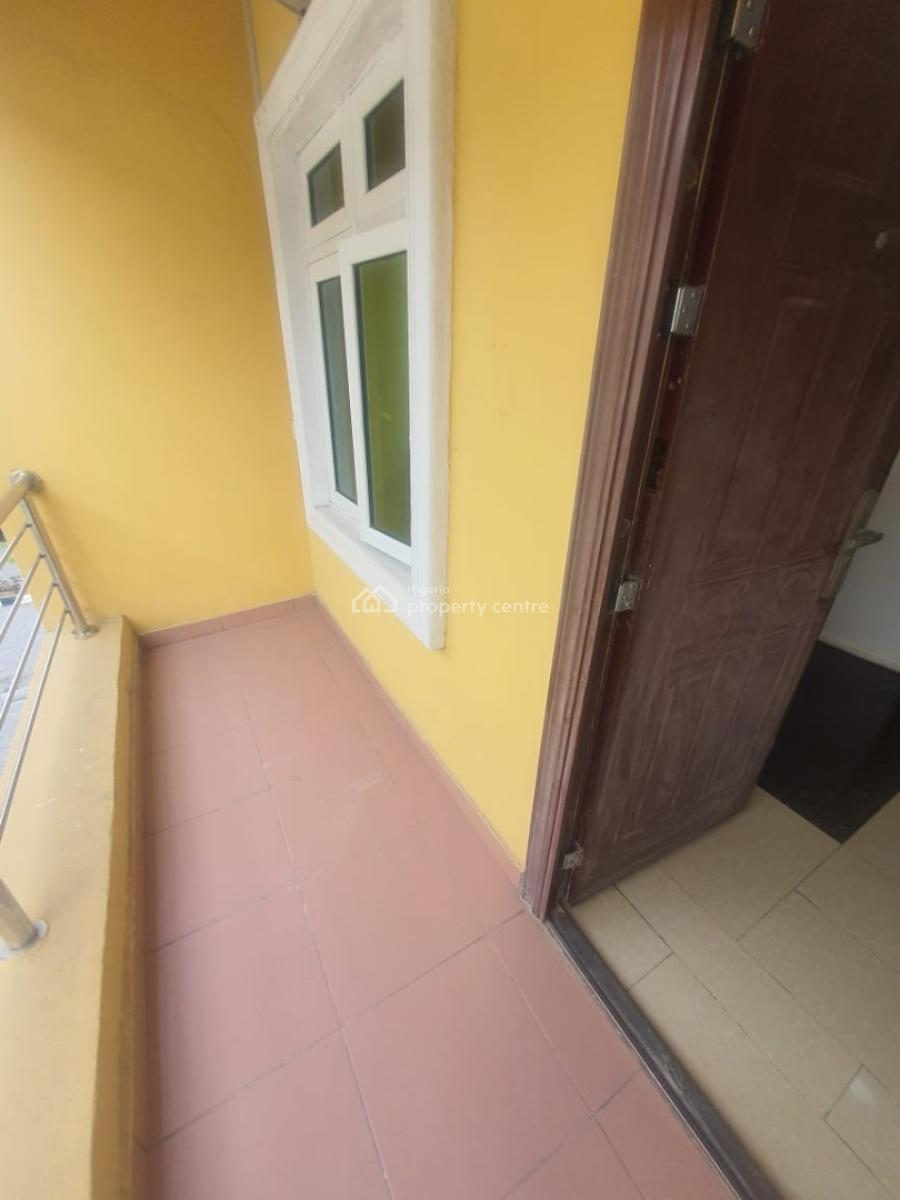 Massive Mini Flat with Balcony Upstairs, in Estate, Chevron, Lekki, Lagos, Mini Flat (room and Parlour) for Rent