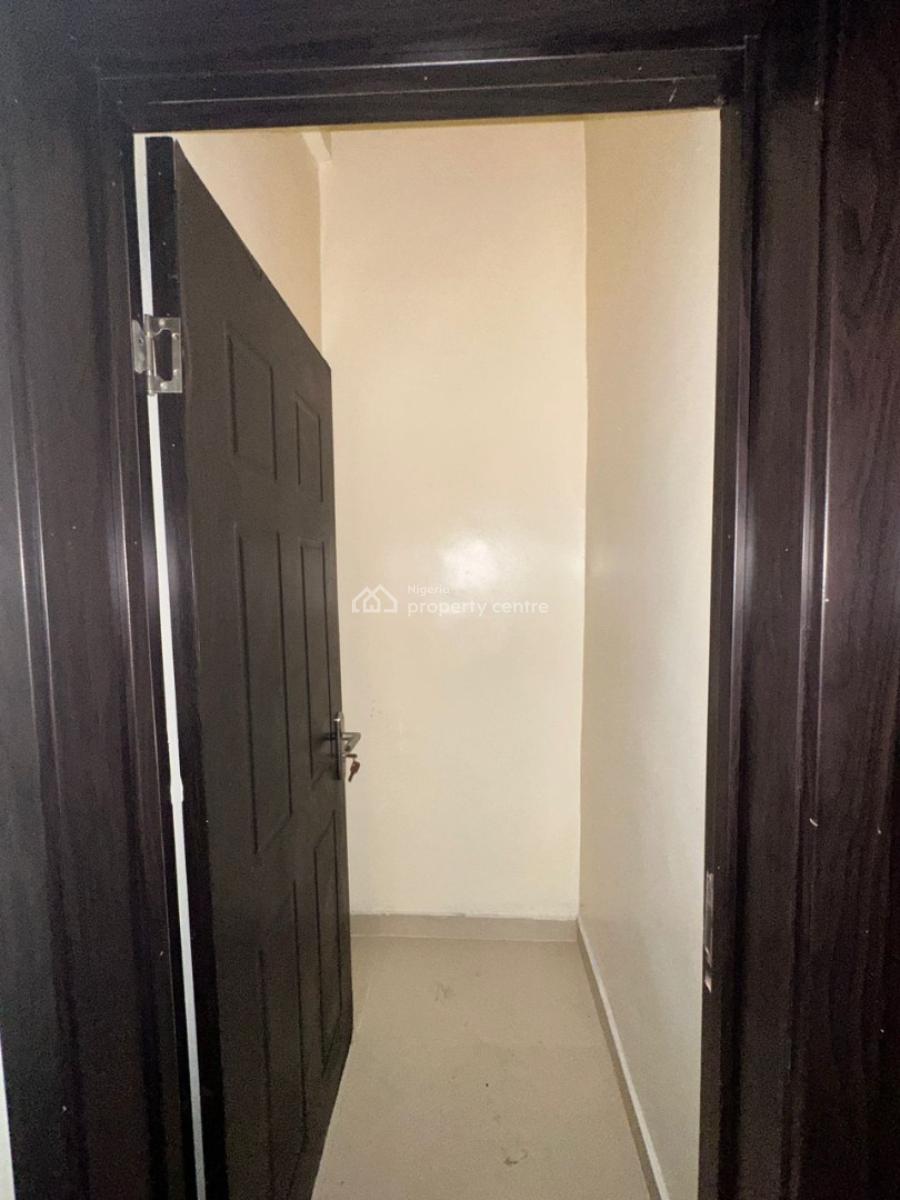 Clean & Spacious 487 Sqm Office Space on a First Floor, Victoria Island (vi), Lagos, Commercial Property for Rent