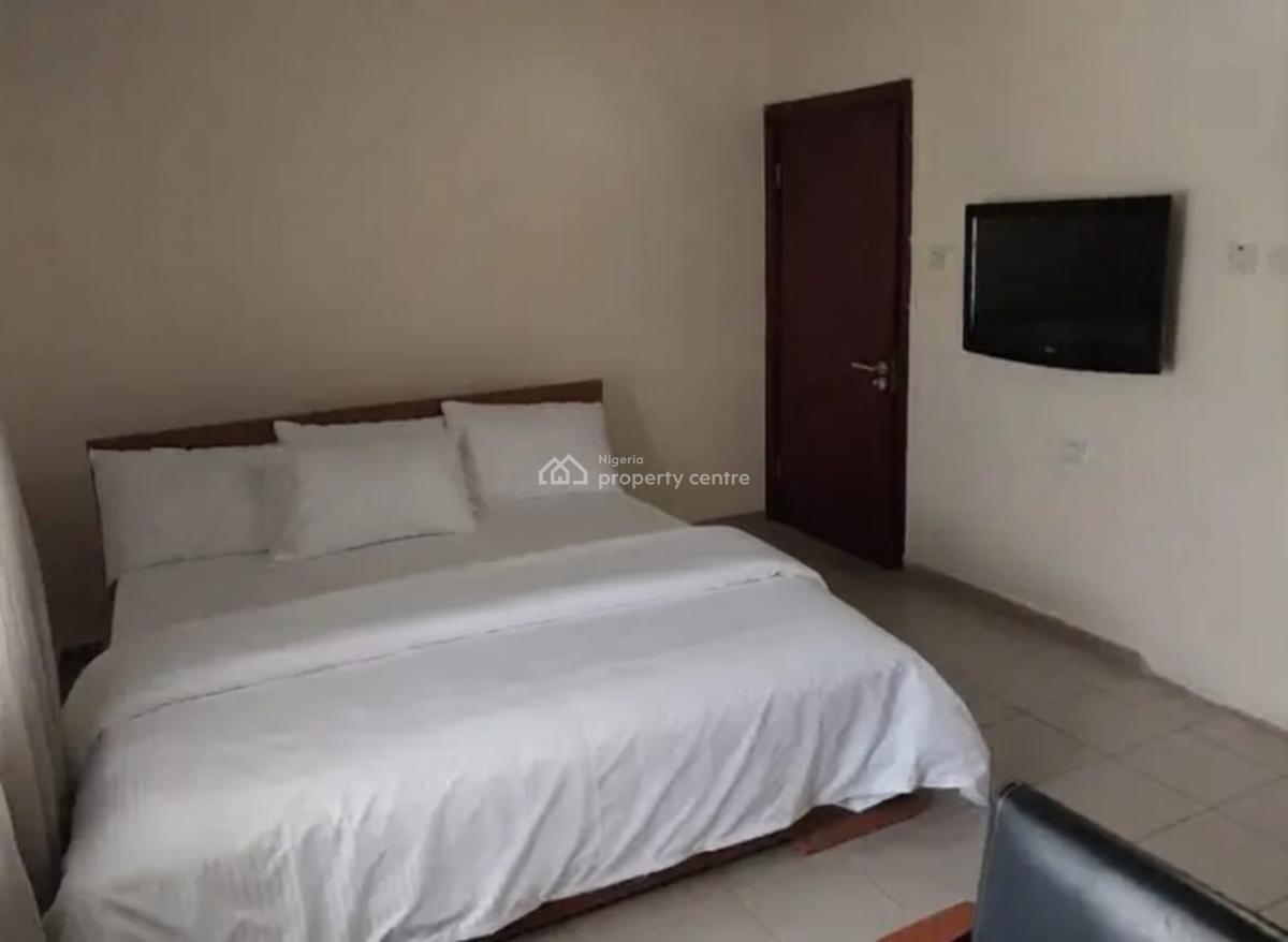 Fully Furnished 3 Bedroom Flat, Gaduwa Estate, Gaduwa, Abuja, Block of Flats for Sale