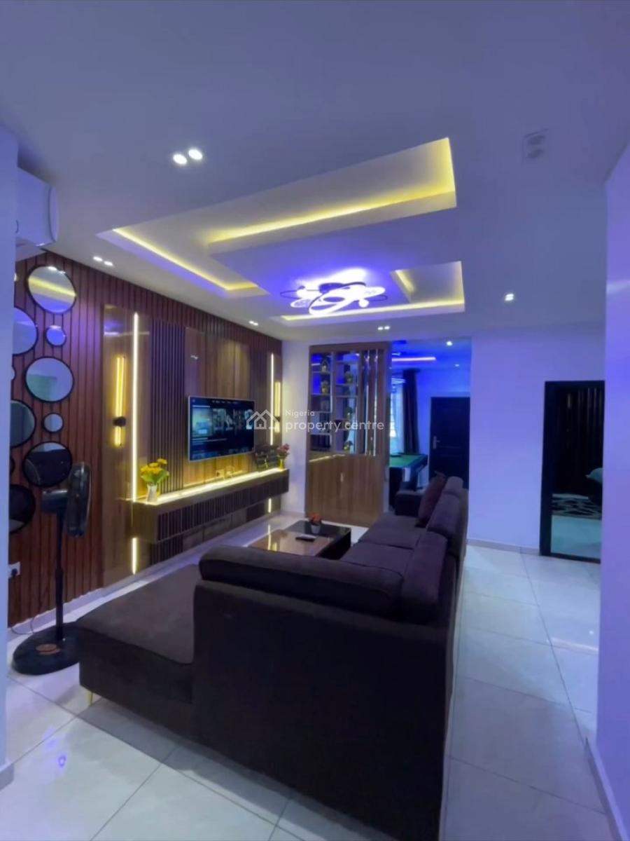 Luxe 2- Bedroom Apartment, Alagomeji, Yaba, Lagos, Flat / Apartment Short Let