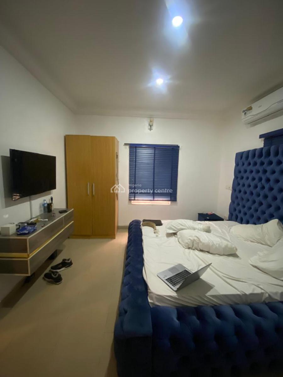 Fully Furnished 2 Bedroom Apartment in a Gated Estate, Lekki Right Hand Side, Lekki Phase 1, Lekki, Lagos, Flat / Apartment for Rent