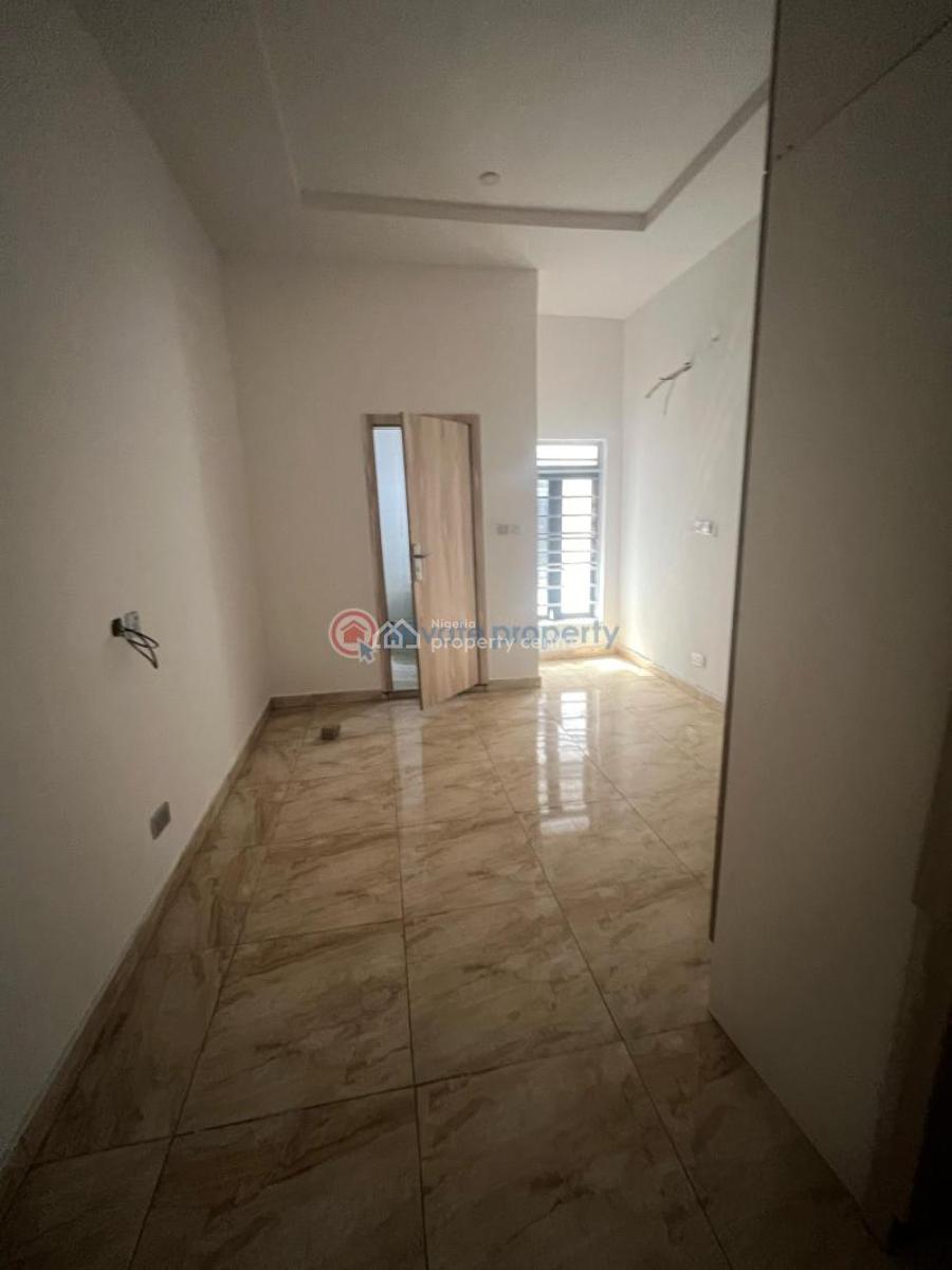 4 Bedroom Terrace with Communal Estate Swimming Pool, Orchid Road, Lekki, Lagos, Terraced Duplex for Rent