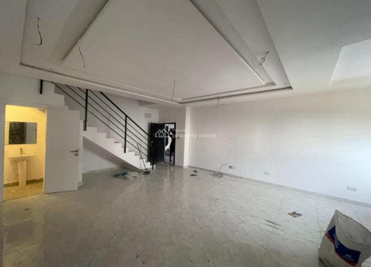 Luxury 2 Bedroom Maisonette, Lekki Phase 1, Lekki, Lagos, Flat / Apartment for Rent