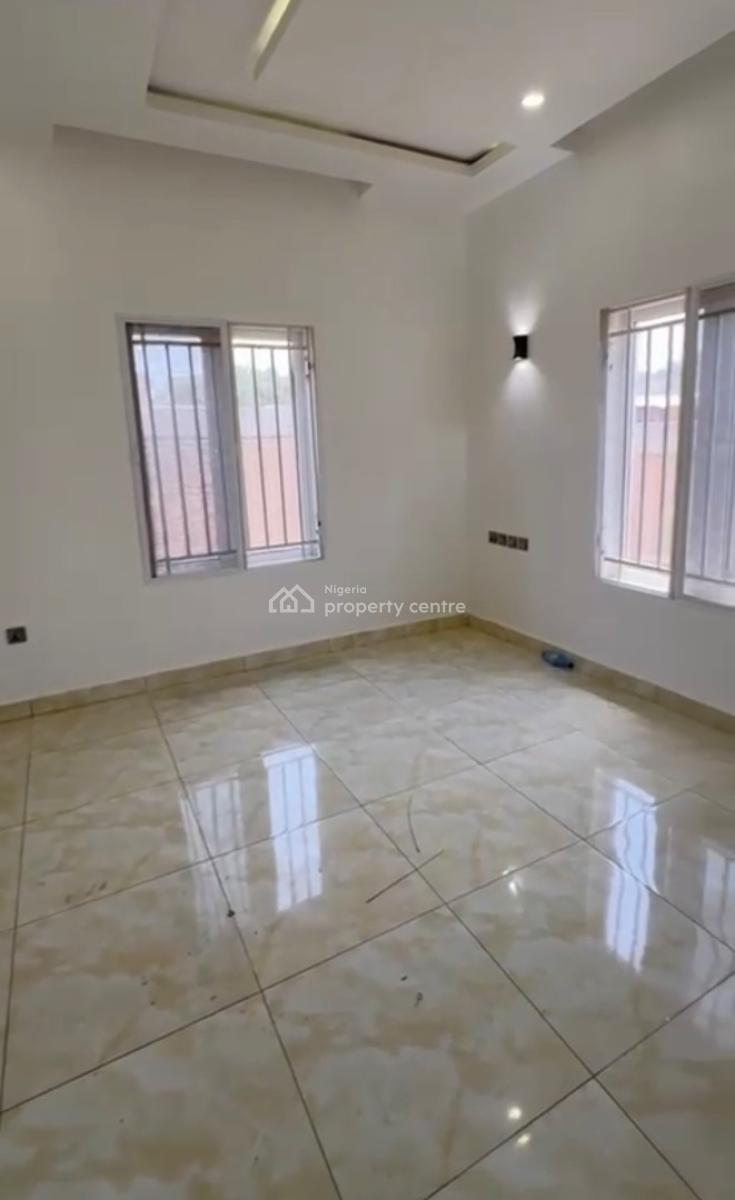 Exquisitely Built 2-bedrooms Apartment, Close to Berger, Life Camp, Abuja, Flat / Apartment for Rent