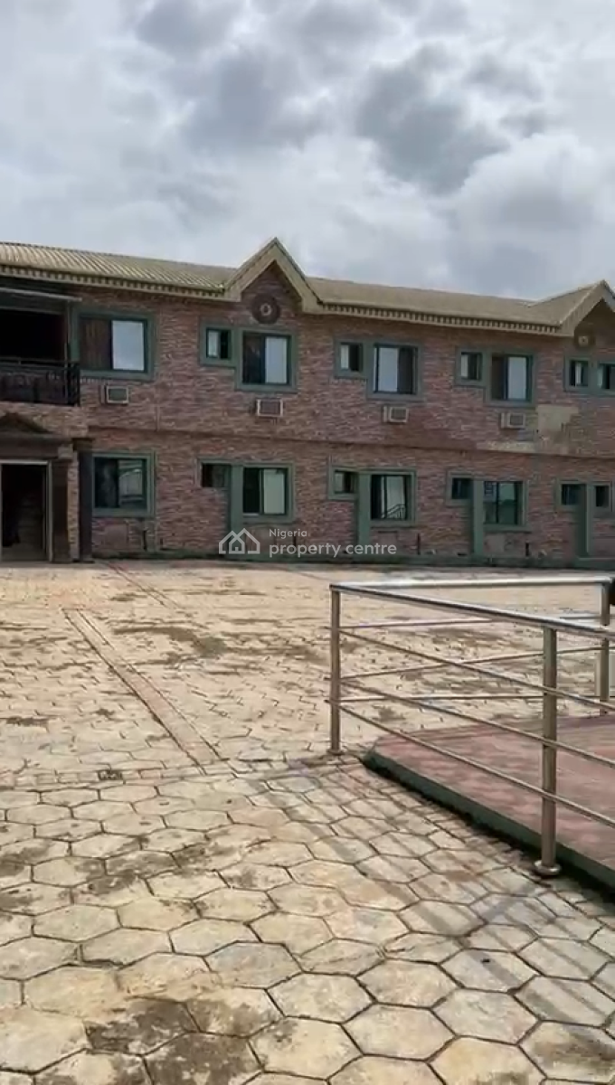 Hotel & Event Center, Igando Rd, Lagos State, Igando, Ikotun, Lagos, Hotel / Guest House for Sale