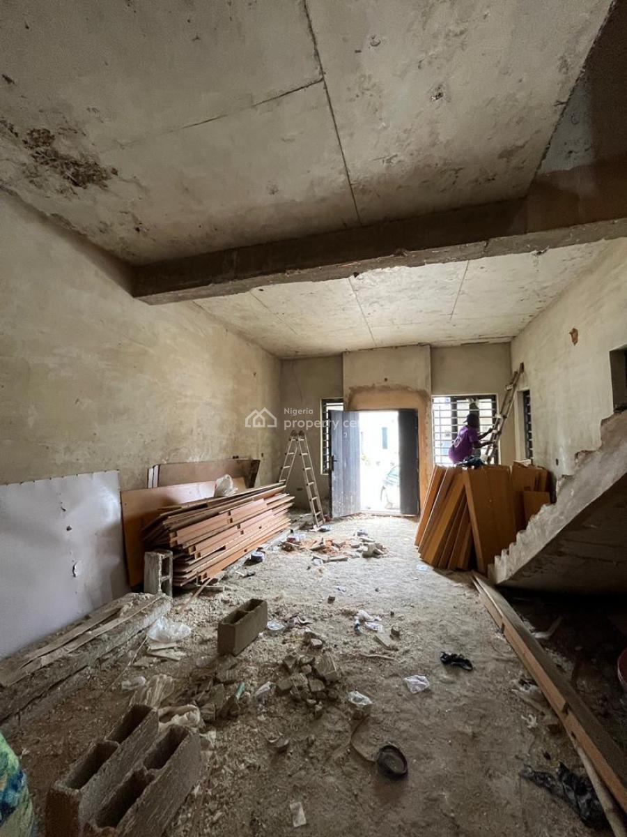 Smart 4 Bedroom Terraced Duplex in a Gated Estate, Gbagada, Lagos, Terraced Duplex for Sale