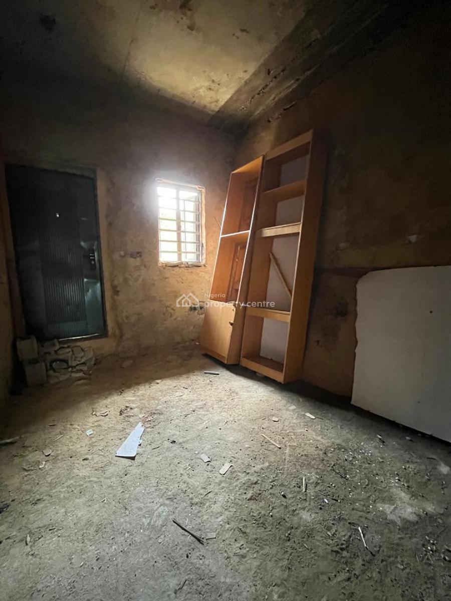 Smart 4 Bedroom Terraced Duplex in a Gated Estate, Gbagada, Lagos, Terraced Duplex for Sale