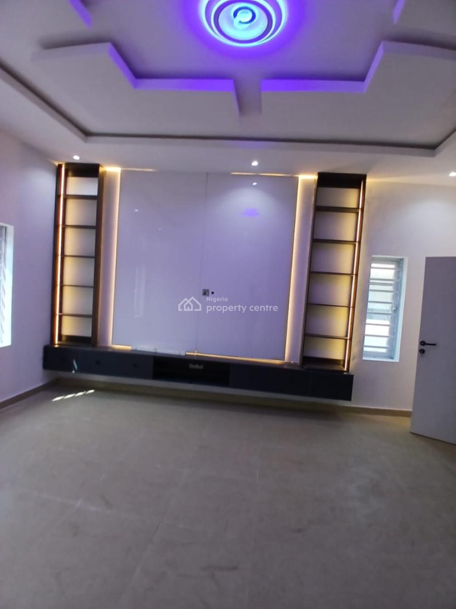 3 Bedroom Detached House, Gra, Ogudu, Lagos, Detached Duplex for Sale