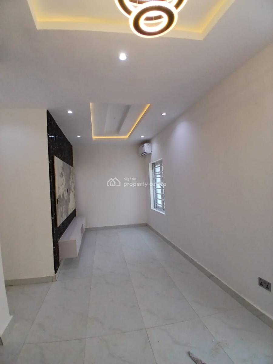 3 Bedroom Detached House, Gra, Ogudu, Lagos, Detached Duplex for Sale