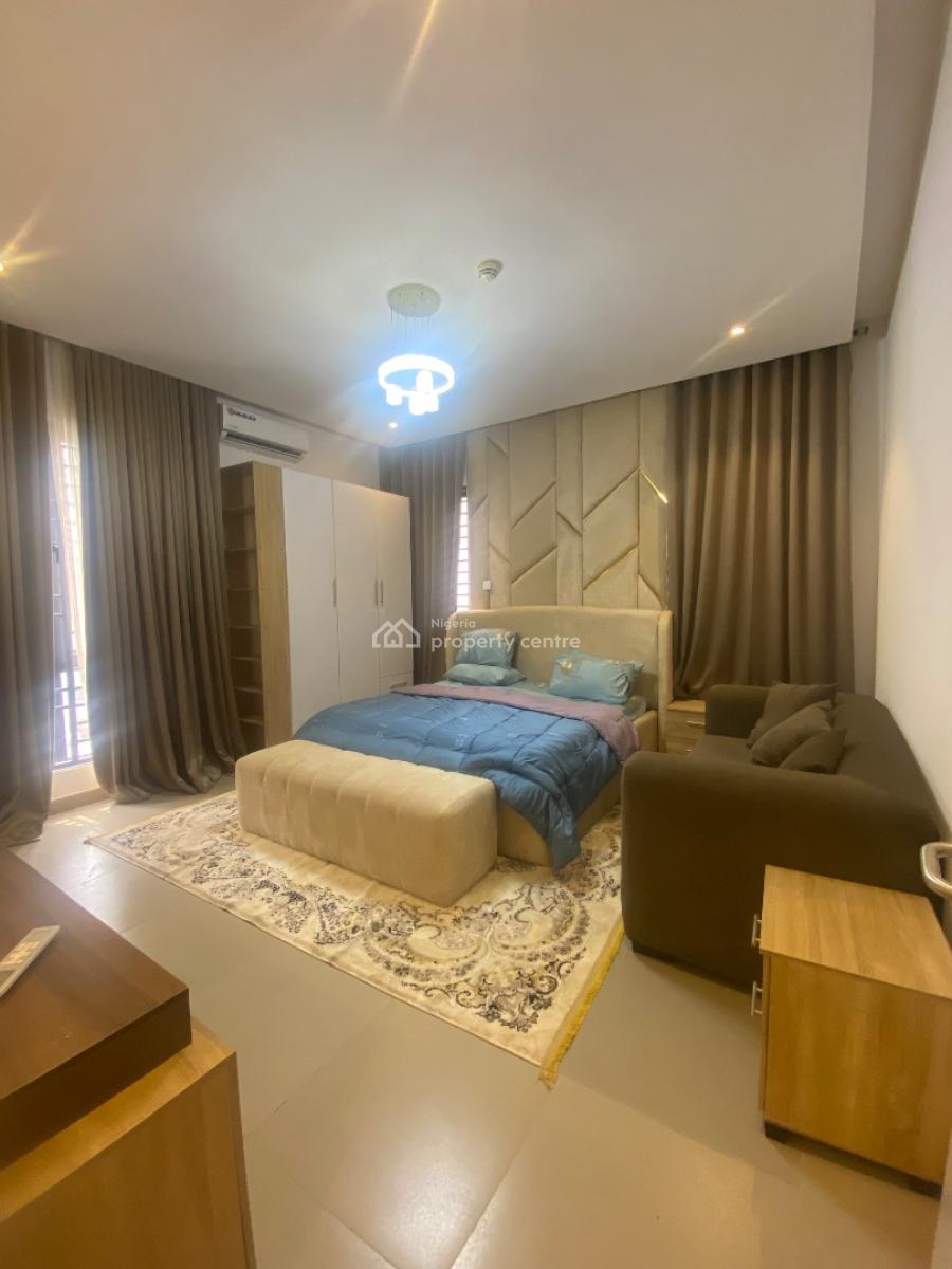 Luxury Furnished Serviced 1bed with 24hrs Light, Elevator,pool & Gym, Off Admiralty Way , Lekki Phase 1, Lekki, Lagos, Mini Flat (room and Parlour) for Rent