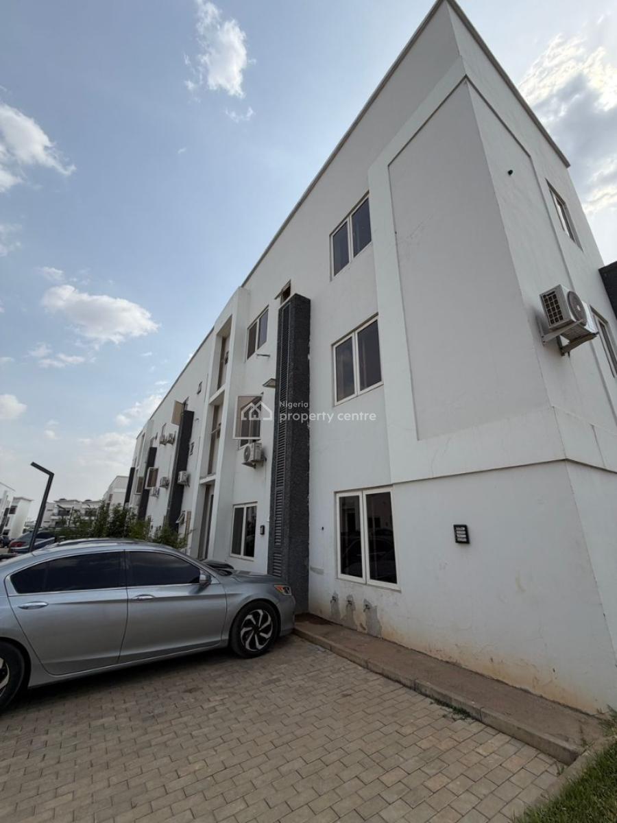 2 Beds Apartment  Lifecamp  N130,000,000 Tarred Access Roads Ground Fl, Life Camp, Abuja, Flat / Apartment for Sale