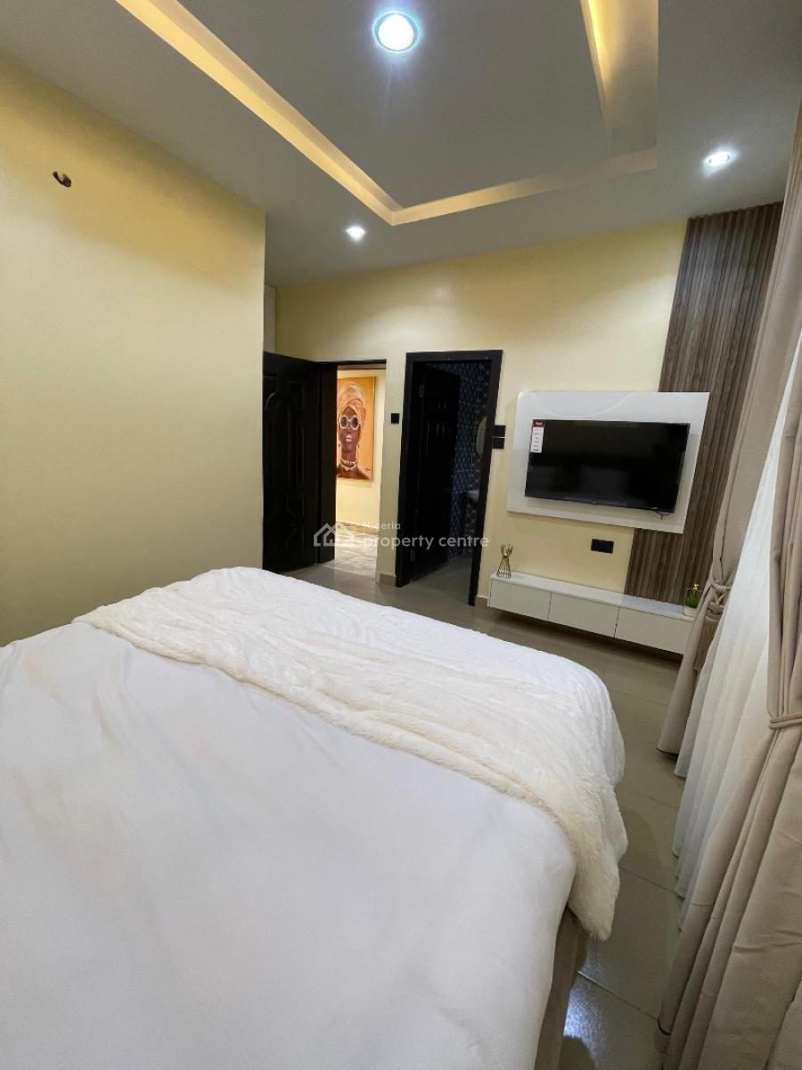 Furnished & Serviced 2 Bedroom Flat, Gilmore, Jahi, Abuja, Flat / Apartment for Rent