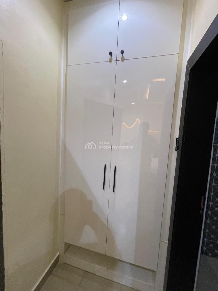 Furnished & Serviced 2 Bedroom Flat, Gilmore, Jahi, Abuja, Flat / Apartment for Rent