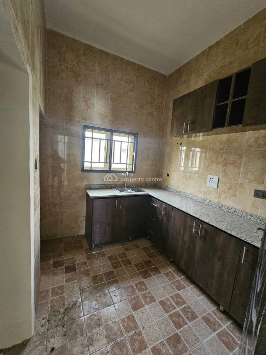 Standard 2 Bedroom Flat, Area 1, Garki, Abuja, Flat / Apartment for Rent